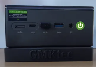 GMKtec K8 Plus HDD stand