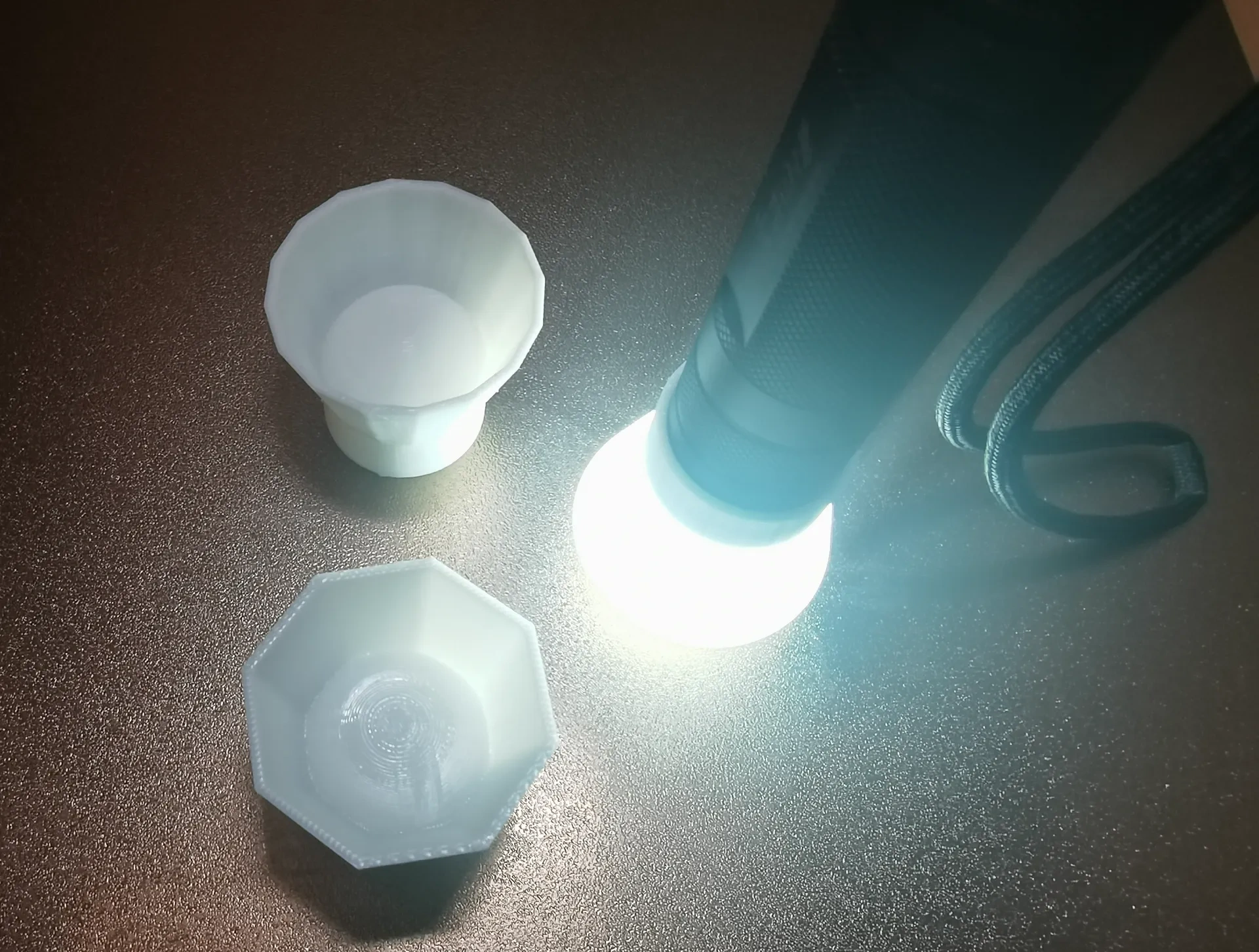 Miniatura 1 do modelo 3D 手电筒柔光罩 可定制