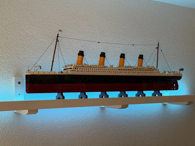 Halterung für IKEA LACK 30×190 cm – Titanic
