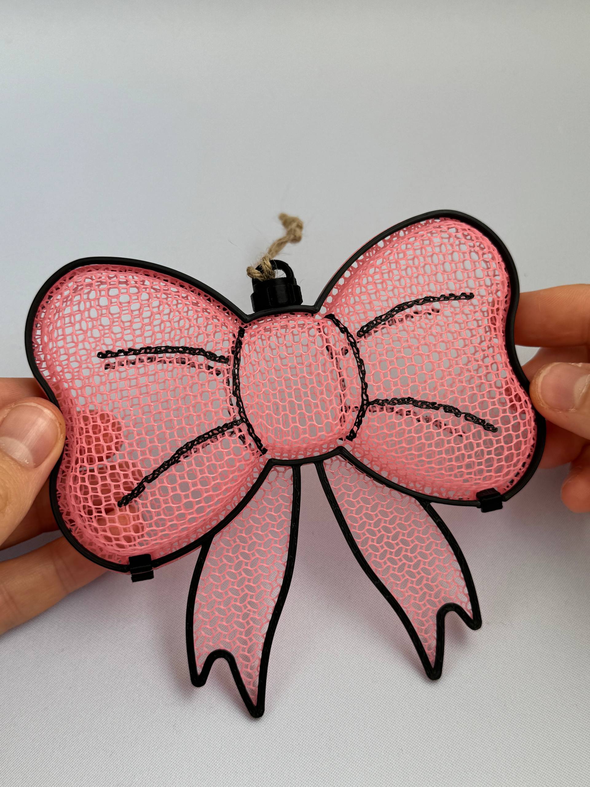 Thermoformed bow ribbon - 1