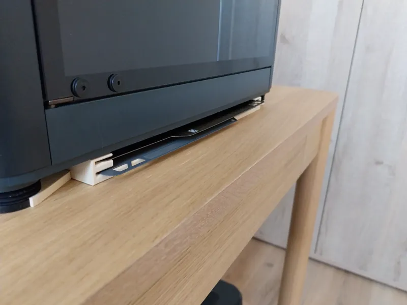 Build plate holder for P1 X1 anti-vibration feet