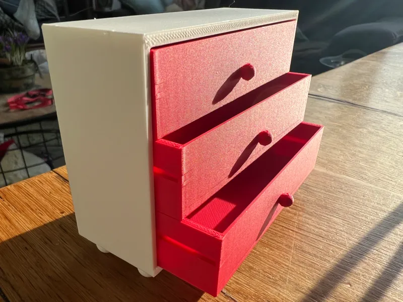 Drawer Cabinet with 3 drawers