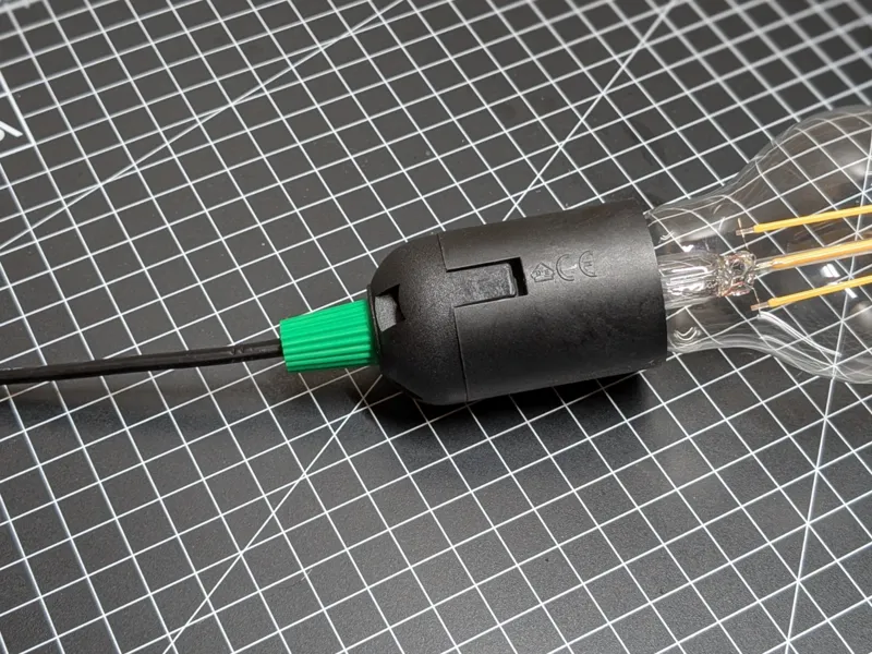 Lamp cord grip E27 / Zugentlastung für E27 Lampen
