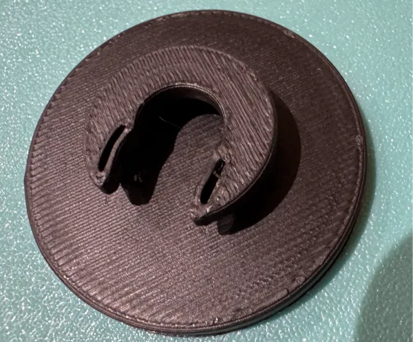 Clip accessoire pour chariot Motocaddy