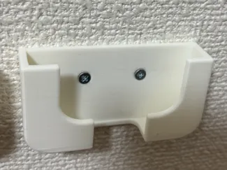 iPhone 15 wall-mounted holder
