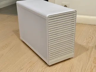 Lian Li Dan A3 mATX Axial Front Panel
