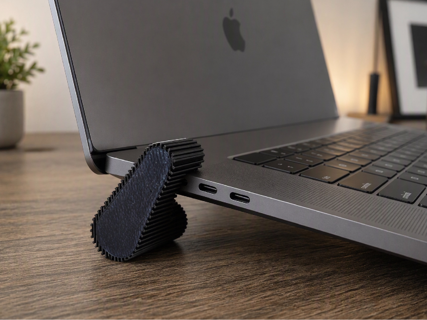 Ribbed Desk Set - #02 Laptop Side Stand
