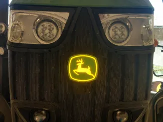 John Deere Leuchtemblem