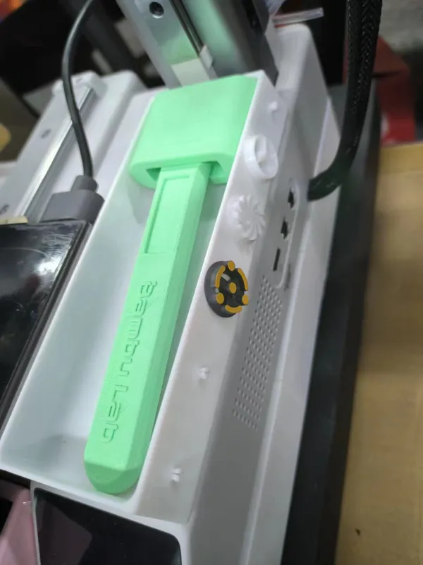 https://makerworld.bblmw.com/makerworld/model/USad1ba56638a4a3/design/2023-12-22_6029cf893e694.jpg