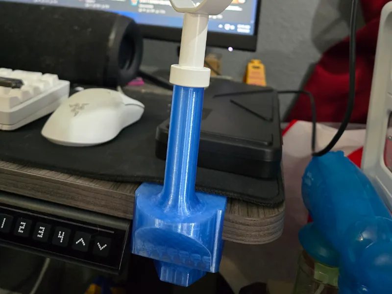Shure Mic Clamp (Right-Side Desk Mount, Screw-On)