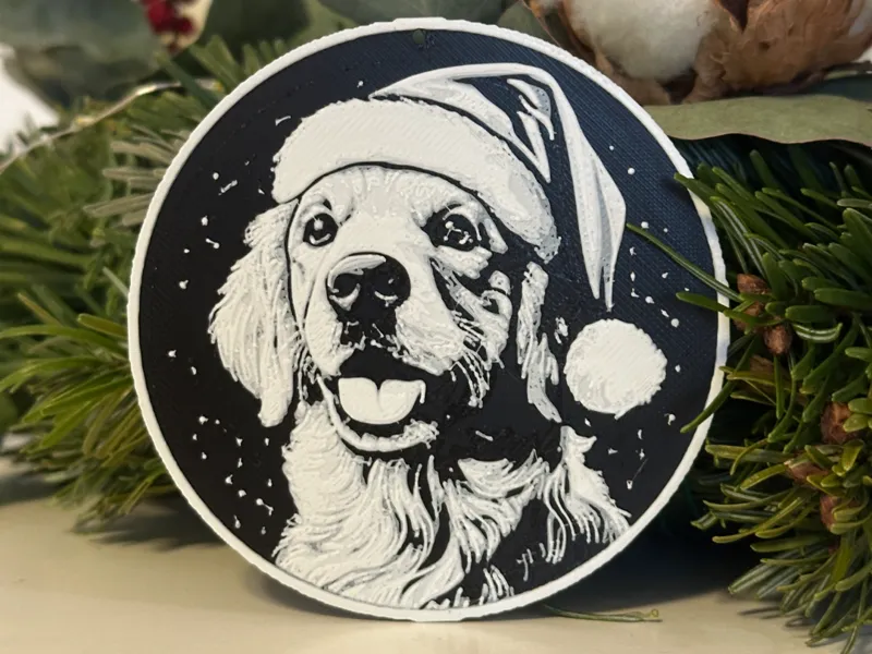 Christmas Golden Retriever Ornament (Hue Forge)