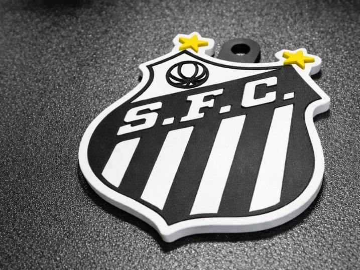 Santos FC Crest Keychain – Multicolor Edition