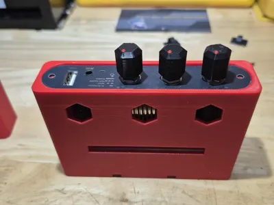 1001U Amp Housing