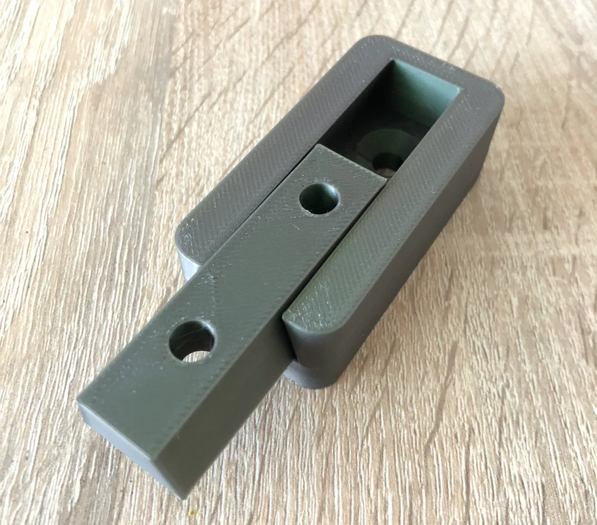 Wall Mount {EASY PRINT} - Free 3D Print Model - MakerWorld