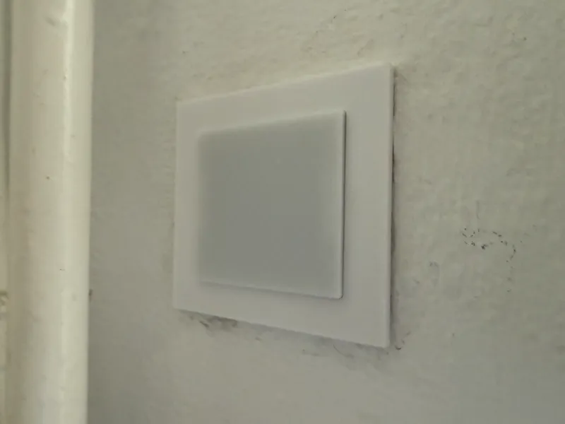 Electrical blind plate with mountplate