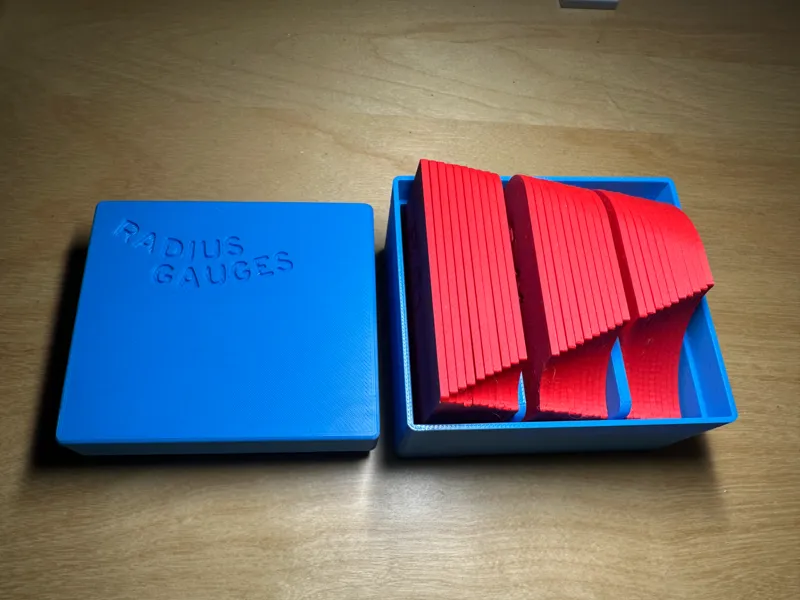 Compact box for Lucky Garage Radius gauges