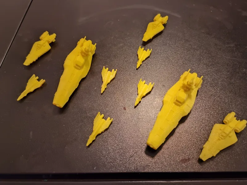 Last Light Spaceships - Yellow theme