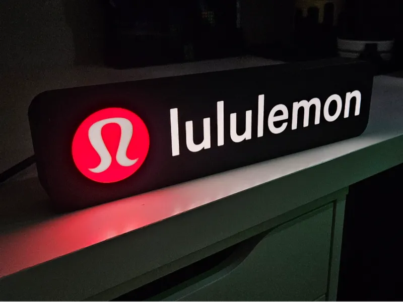 Lululemon Led LightBox Sign / Enseigne Lululemon