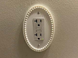 Beaded Outlet Cover (GFI)