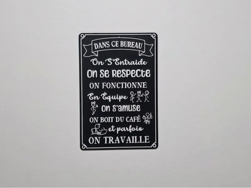 Placa Escritório