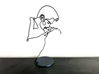 The Kiss Scultpure