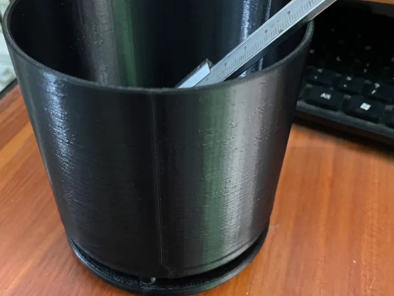 多用牙膏笔筒