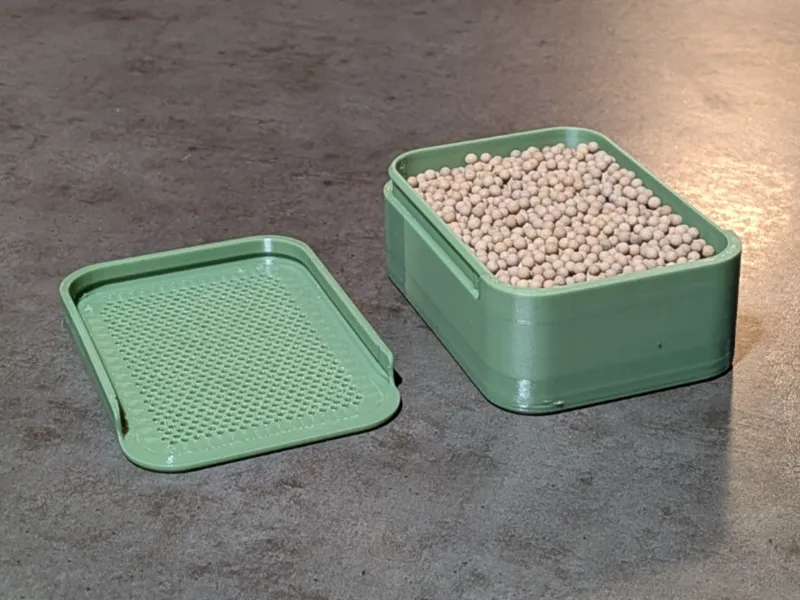 Silica Dryer Box with  Self-Locking mechanism