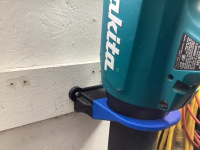 Makita leafs blower  Dub184 support