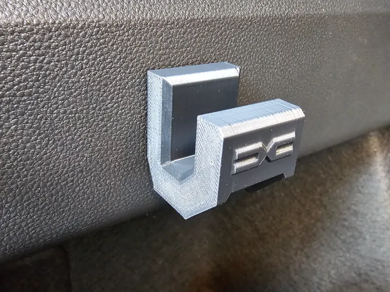 Dacia YouClip Haken