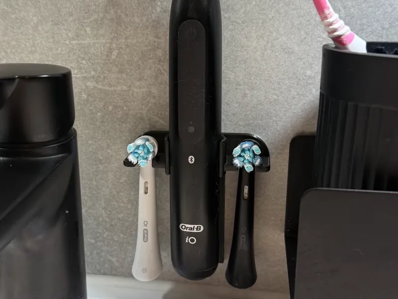 Oral-B iO wallmount