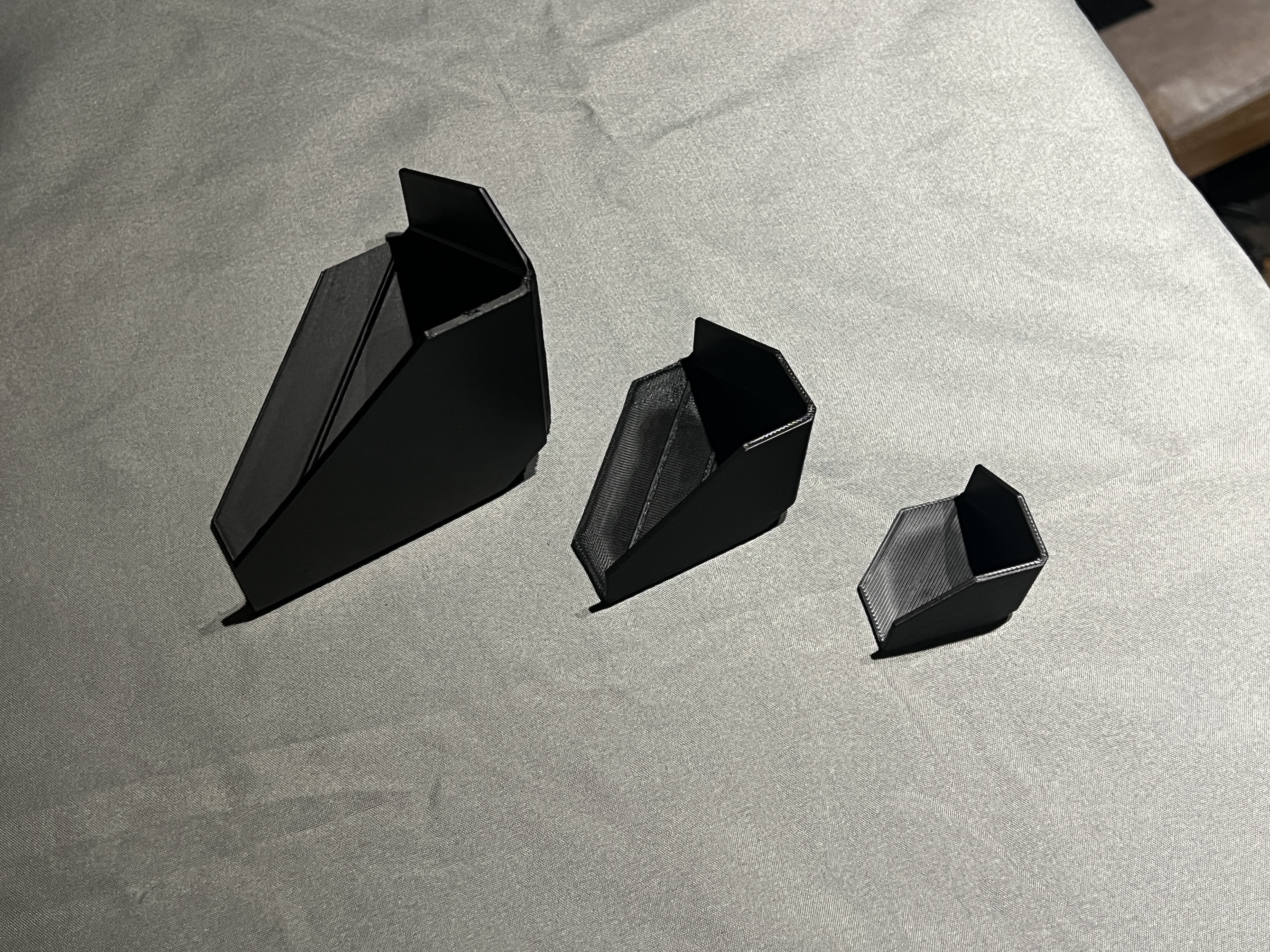 Miniatura 3 do modelo 3D 八角尖尖护盾——快递盒保护壳