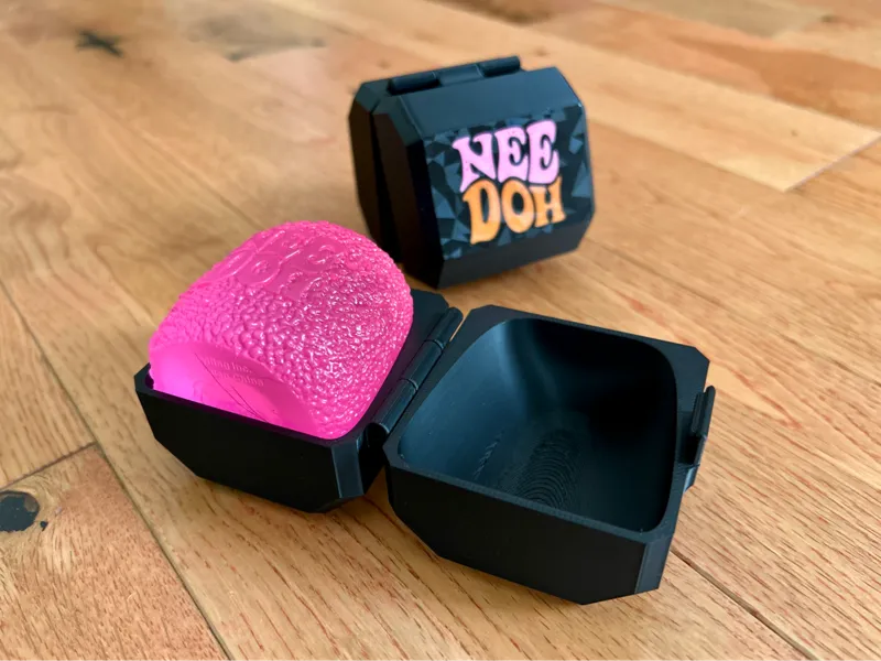 NeeDoh Gumdrop Case (print-in-place hinge)