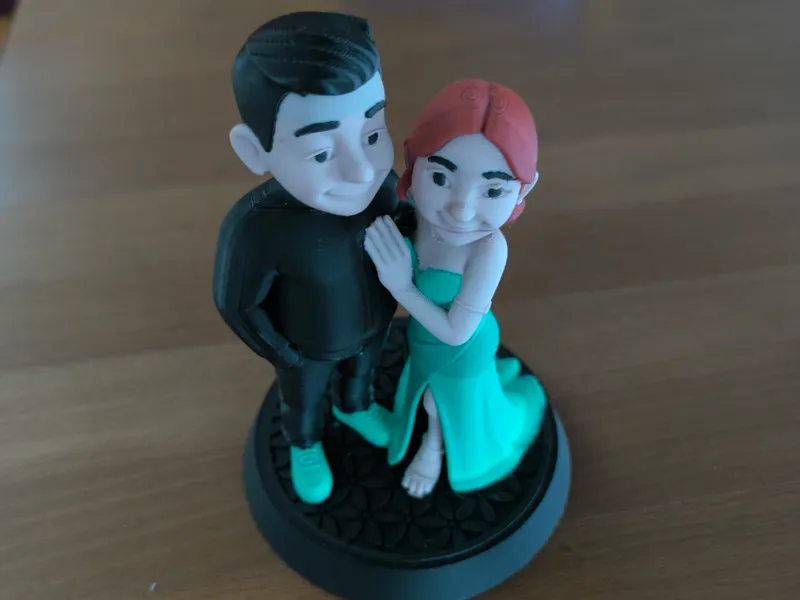 Kleine staue von freunden