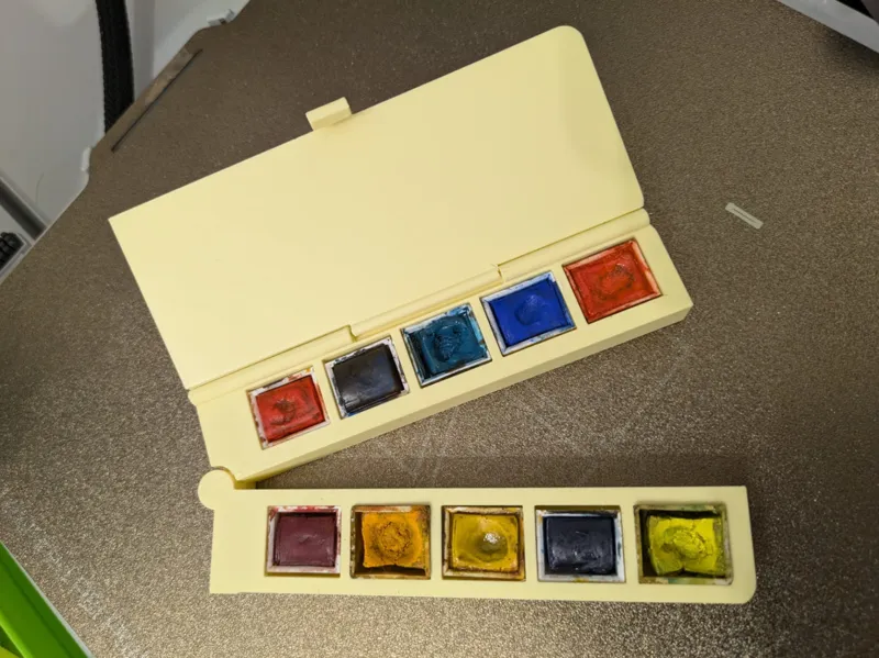 Watercolour pocket case