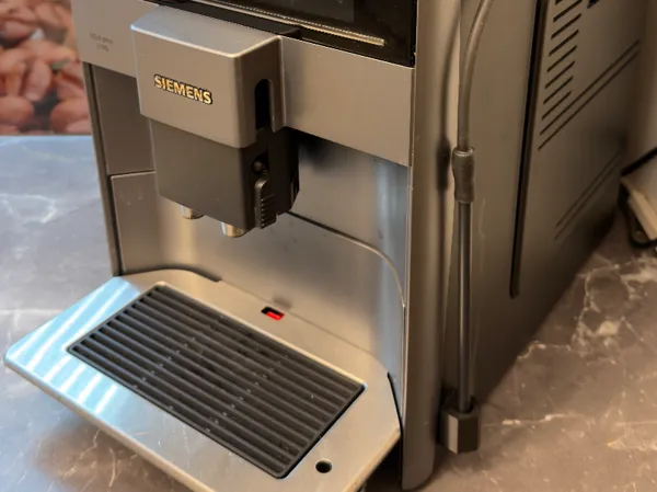 https://makerworld.bblmw.com/makerworld/model/USadac9b1e8c3701/design/2025-12-22_b37d6131a114.jpeg