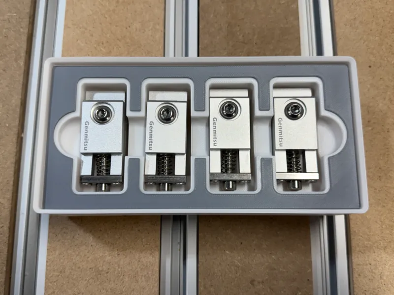 Gridfinity Genmitsu Toe Clamps Holder