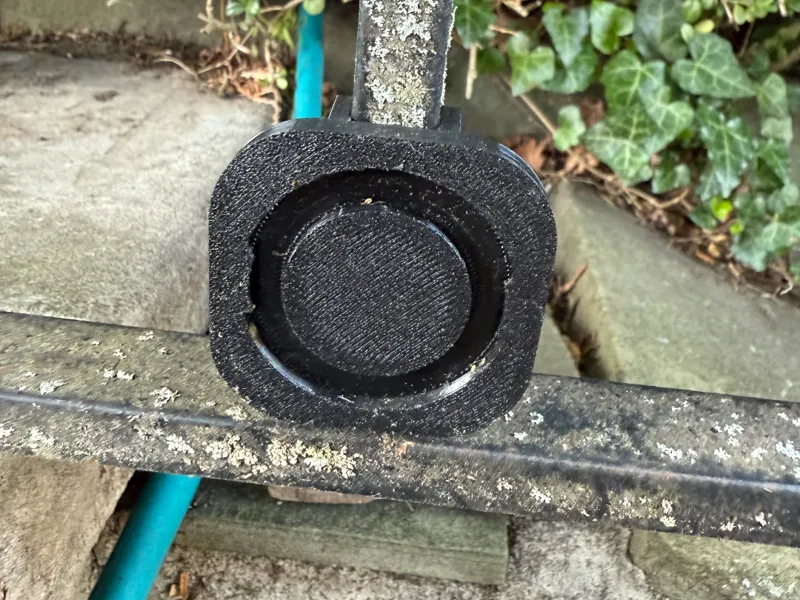 Member's Mark LED Solar Disc Lights Railing Clip