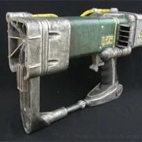 Réplique décorative de pistolet laser AEP7 (Fallout) — photo 2
