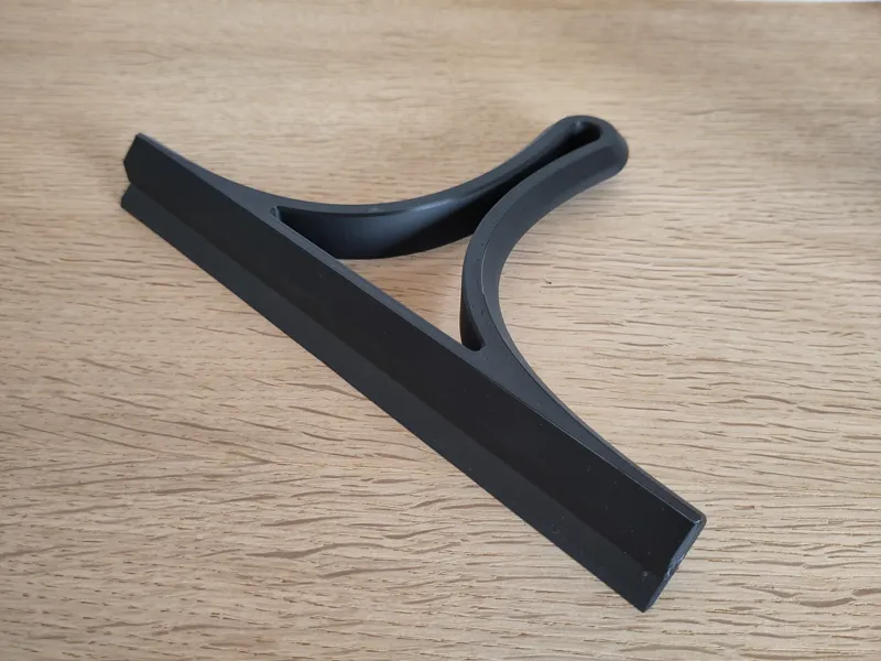 Shower Squeegee with replaceable wiper blade