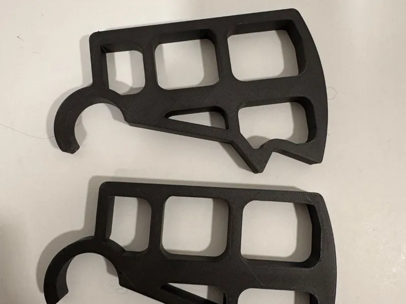 Thule Urban Glide 1-2-3 - Leg raiser holder