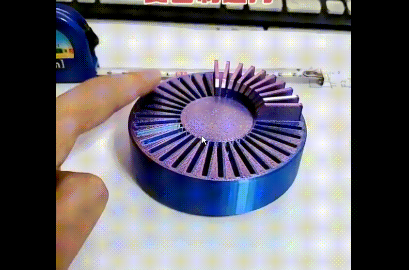 SD卡收纳盒旋转卡盘