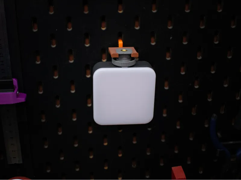 lamp holder for Ikea Skadis