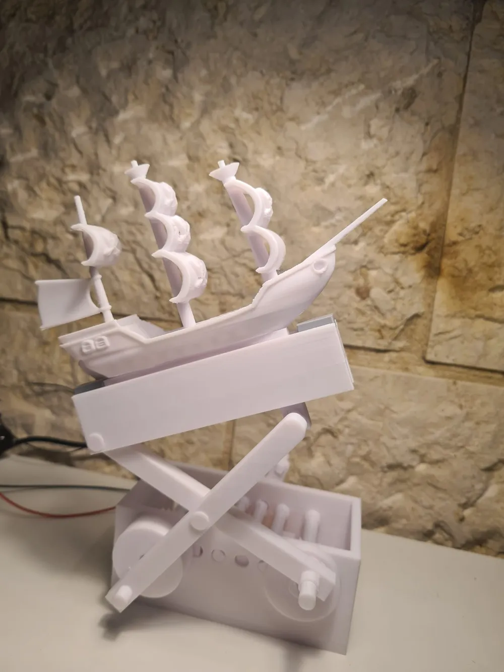 Mechanical Pirate Ship Automata - Free 3D Print Model - MakerWorld