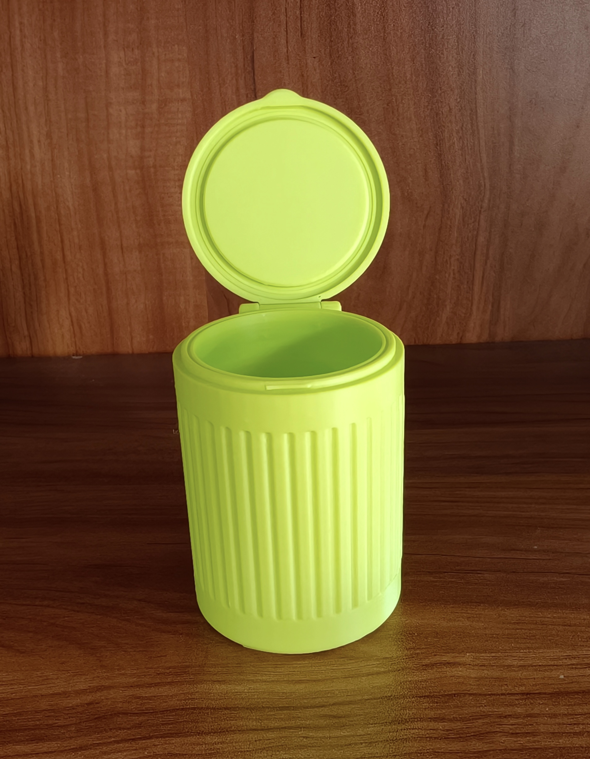 Miniatura 1 do modelo 3D 储物 收纳罐 高度自由