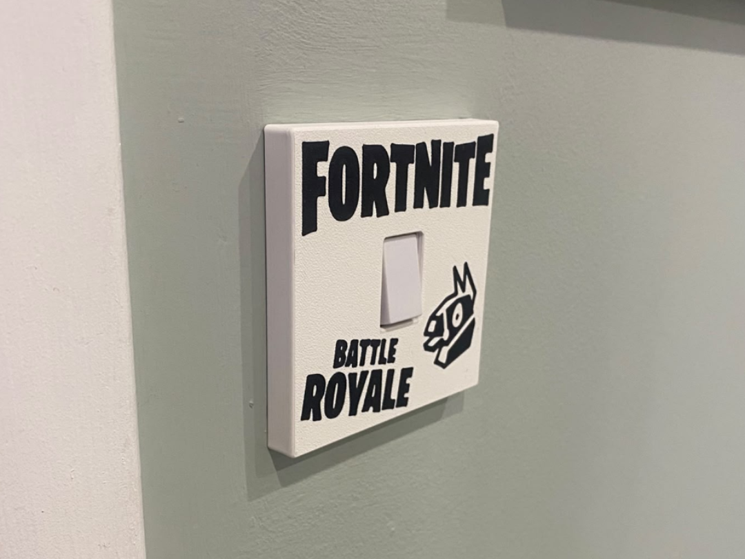 UK Light Switch Fortnite Cover (86mmx86mmx9mm)