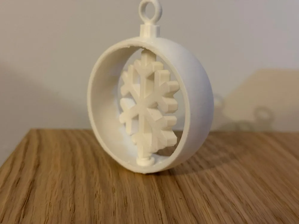 Christmas Bauble Snowflake by AlexFixLab MakerWorld: Download Free 3D ...