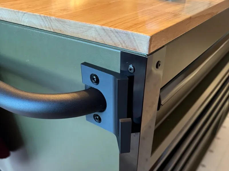 Husky 10 drawer toolbox corner hooks