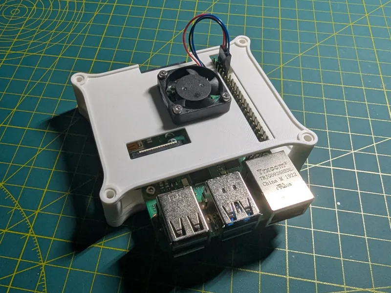 Raspberry Pi 4 stackable mount