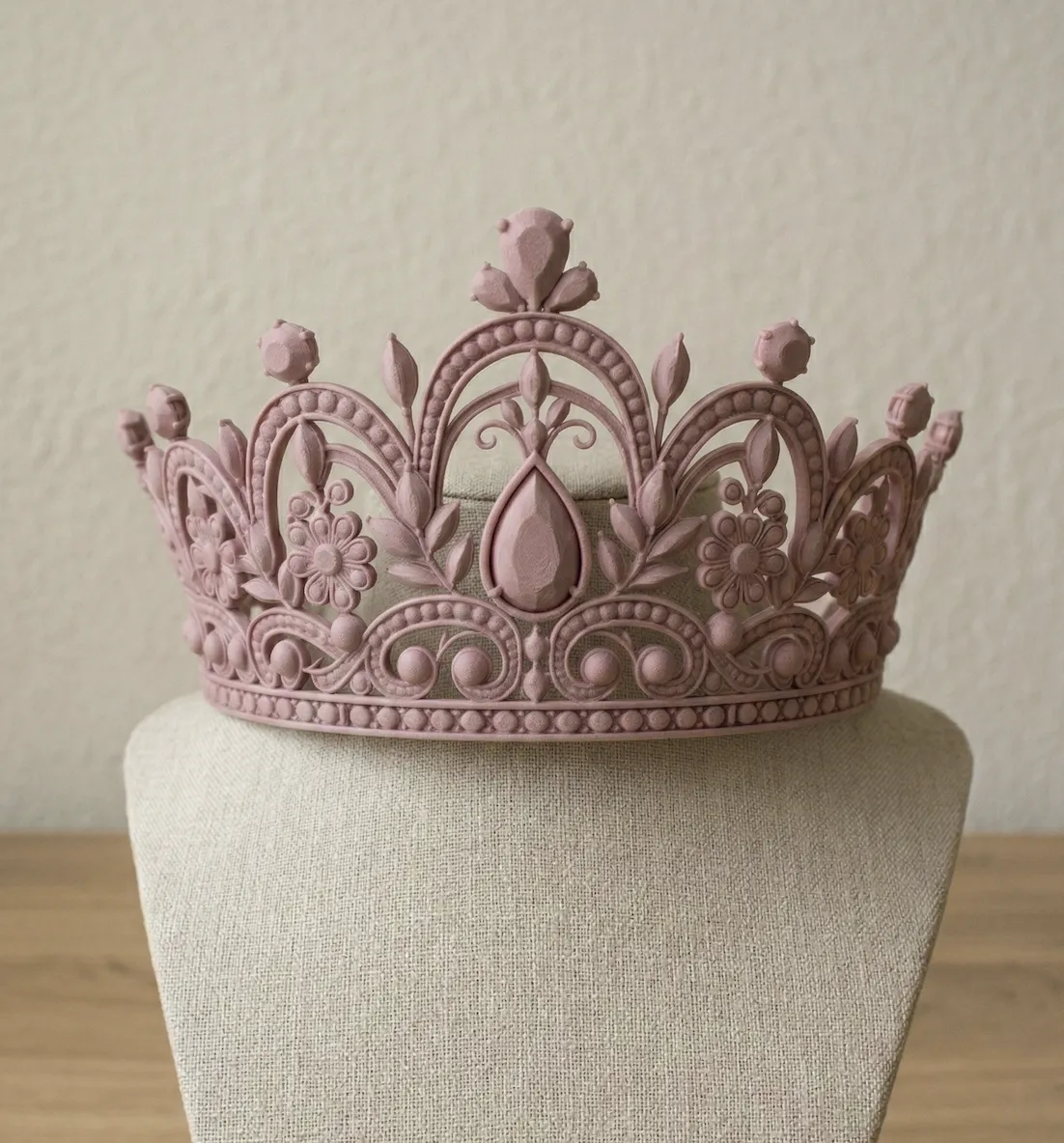 Elegant Royal Tiara / Princess Crown view 2