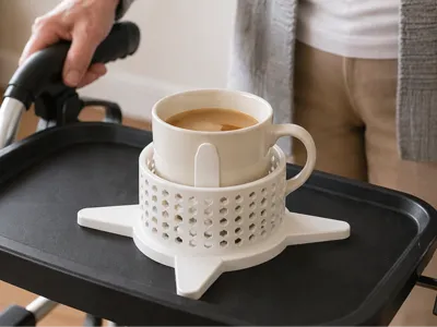 Secure cup holder for tray